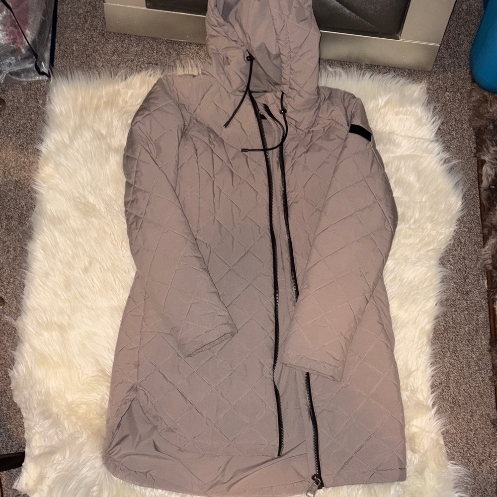 DKNY Women's Quilted Puffer Jacket - Taupe